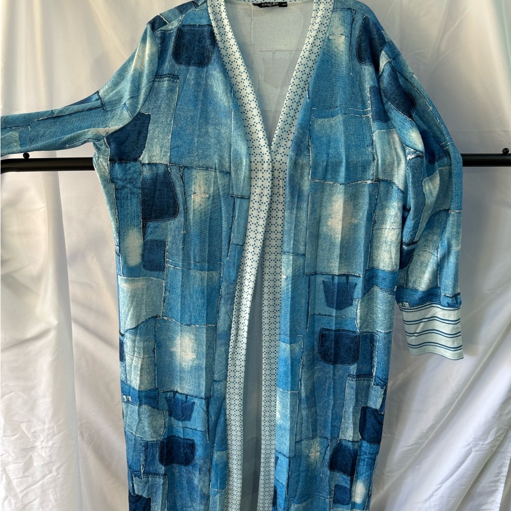 Chic Blue and White Polka Dot Cardigan